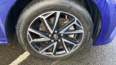 Toyota Yaris 1.5 Hybrid Design 5dr CVT Hybrid Hatchback